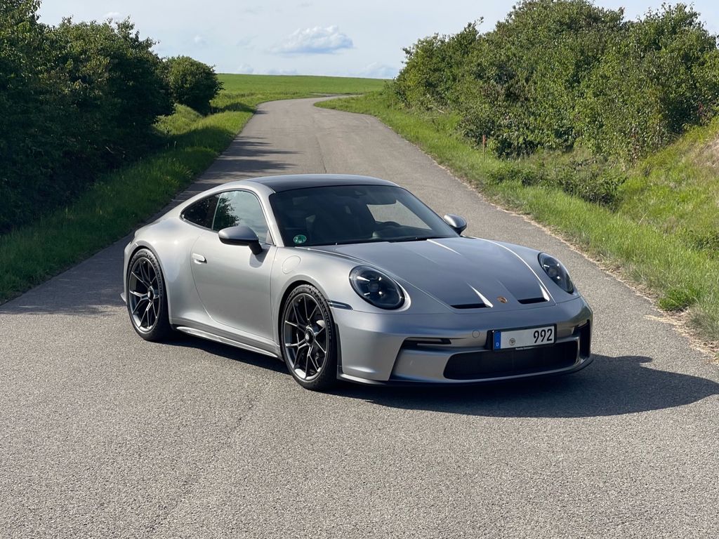 Image of Porsche 992