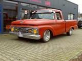 Ford F 100 - Ford F 100 SUV