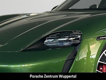 صورة 10 لـ 2020 Porsche TAYCAN