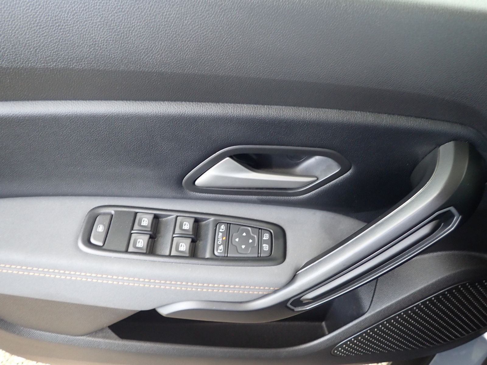 Fahrzeugabbildung Dacia Duster Extreme TCe 150 EDC