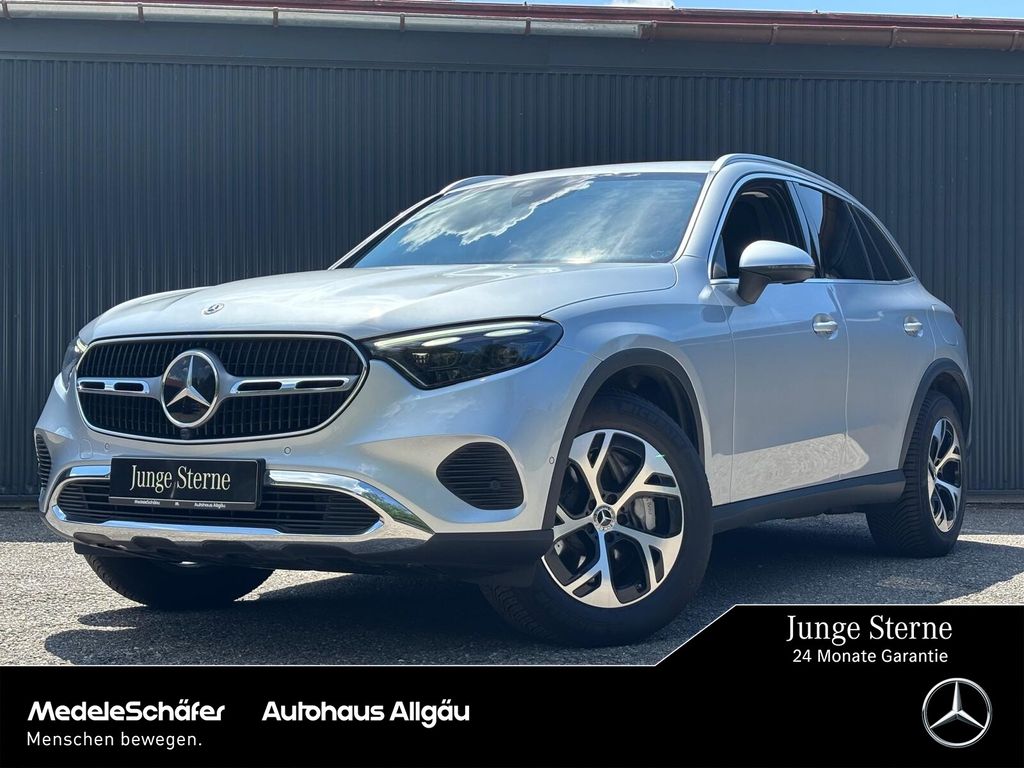 Image of Mercedes-Benz GLC 300