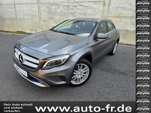 MERCEDES-BENZ GLA 200 1,6 Benzin Navi Automatik 80Tkm TÜV01/28