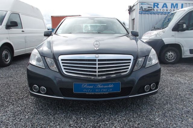 Mercedes-Benz E 220 CDI BlueEFFICIENCY