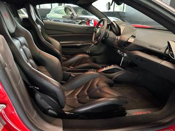 2015 Ferrari 488 GTB 缩略图 20
