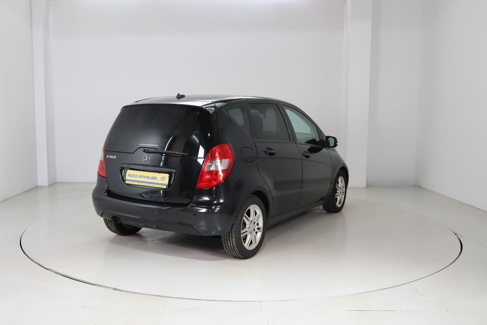 Fahrzeugabbildung Mercedes-Benz A 160 AVANTGARDE HU/AU 08.26