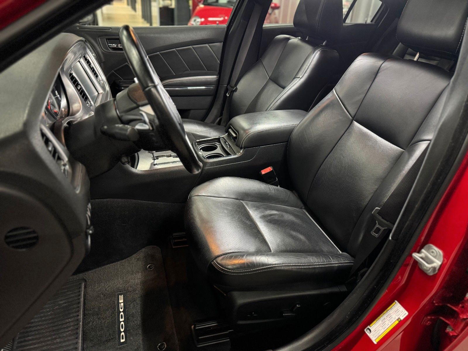 Fahrzeugabbildung Dodge Charger 5,7 R/T "Road-Track" Deutsche EZ