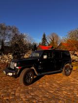 Jeep Wrangler 2.0 4xe Unlimited Sahara Automatik ... - Jeep Wrangler X mit Hybrid-Antrieb (Benzin/Elektro)