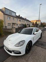 Porsche Panamera 4 E-Hybrid Vollausstattung Panoramadach - Porsche Panamera aus 2018 mit Hybrid-Antrieb