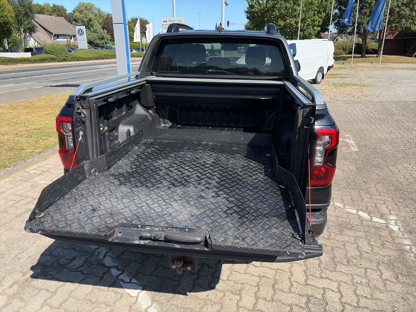 Fahrzeugabbildung Ford Ranger Wildtrak e-4WD Doppelkabine 3.0 Ecoblue E