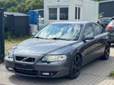 Volvo S60 2.5 Turbo Lim. R AWD 299PS Automatik Xenon - Volvo S60 mit Benzin-Antrieb: Limousine, 2.5