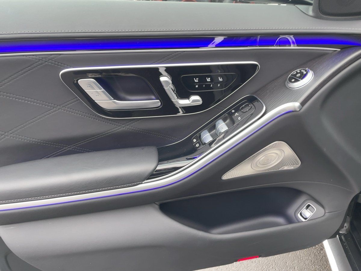 Fahrzeugabbildung Mercedes-Benz S 63 AMG E-Perf. lang Exkl./First-Class/Massage