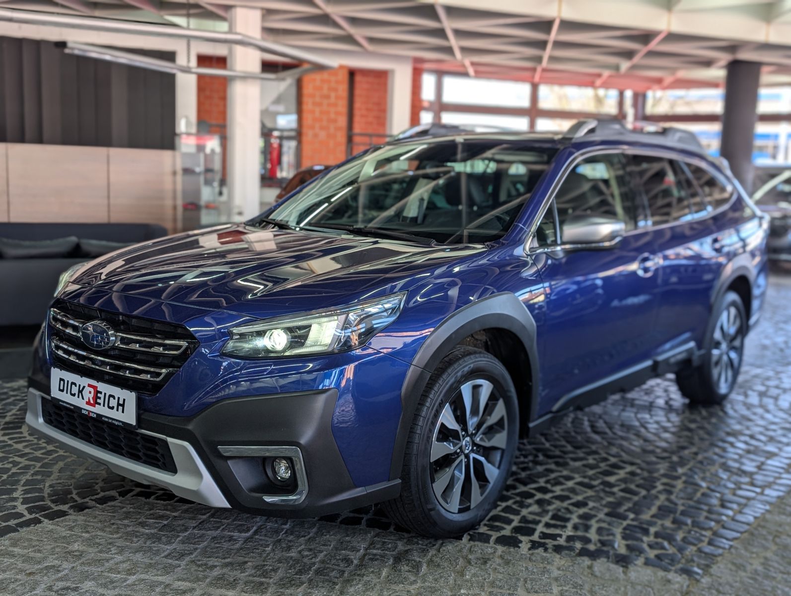 Fahrzeugabbildung Subaru Outback 2.5i Platinum EyeSight LED ACC CAM LEDER
