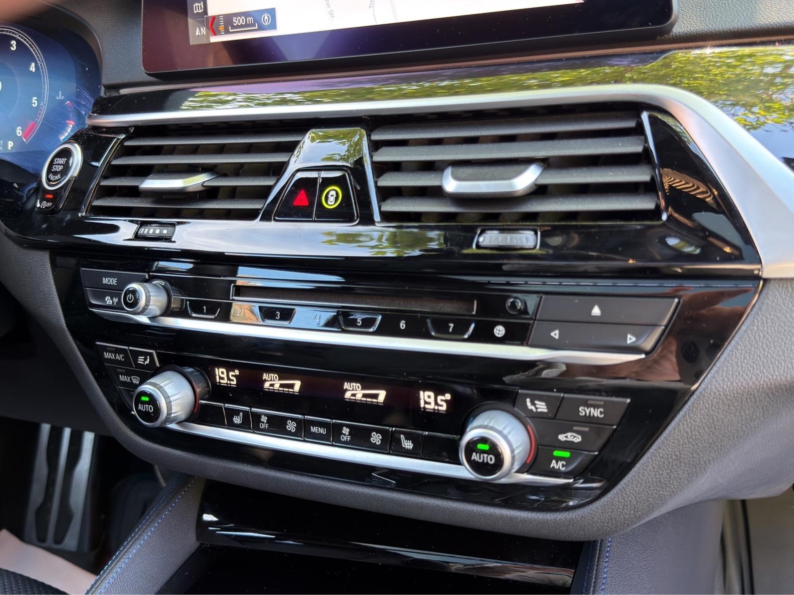 BMW 530d M Sport ACC|PANO|AHK|HEAD-UP|LED|NAVI|SHZ