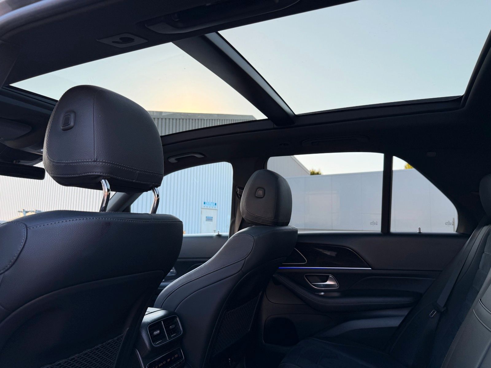 Mercedes-Benz GLE 450 AMG Night Panorama foto 13