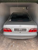 Mercedes-Benz Mercedes Benz E220 Benzin - gebrauchte Mercedes-Benz E 220 aus dem Jahr 2000