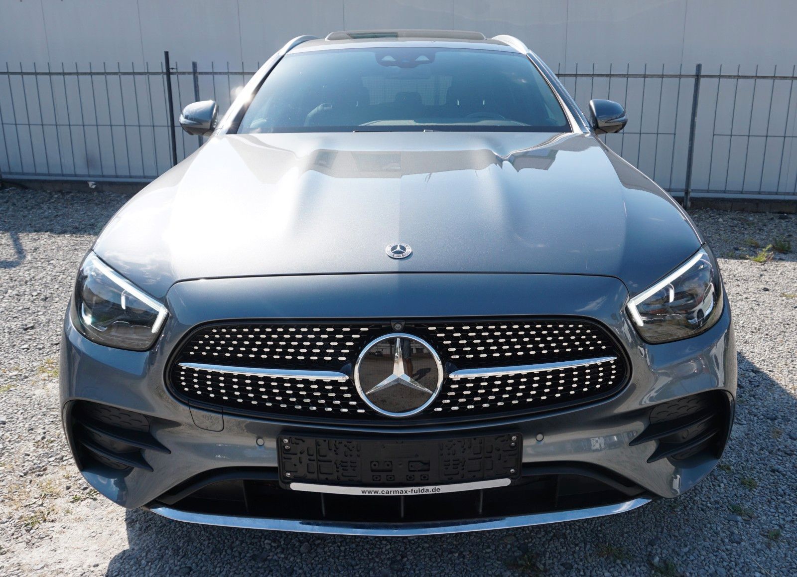 Fahrzeugabbildung Mercedes-Benz E 450 E T-Modell E 450 4Matic, AMG Line, Kamera