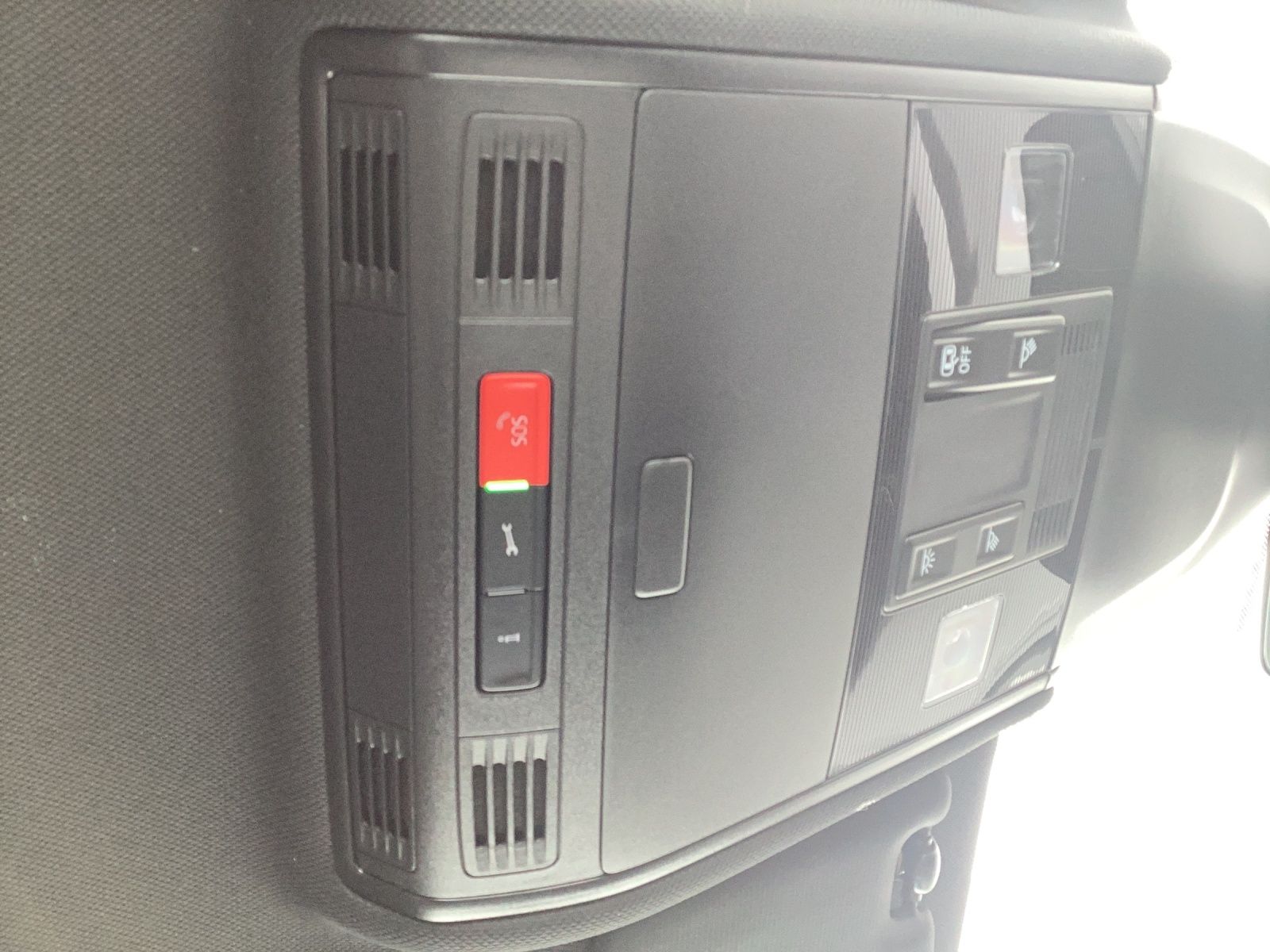 Fahrzeugabbildung Volkswagen Polo Style TSI DSG IQ.Light ACC SH RearView Ambi