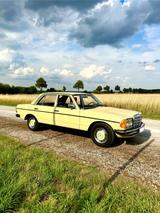Mercedes-Benz 200D W123 Oldtimer rostfrei Garagenwagen - Mercedes-Benz W123 mit Diesel-Antrieb