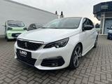 Peugeot 308 GT 225 PT EAT8 / DENON / ALCAN / RFK - Peugeot 308 mit Benzin-Antrieb: Limousine, Automatik