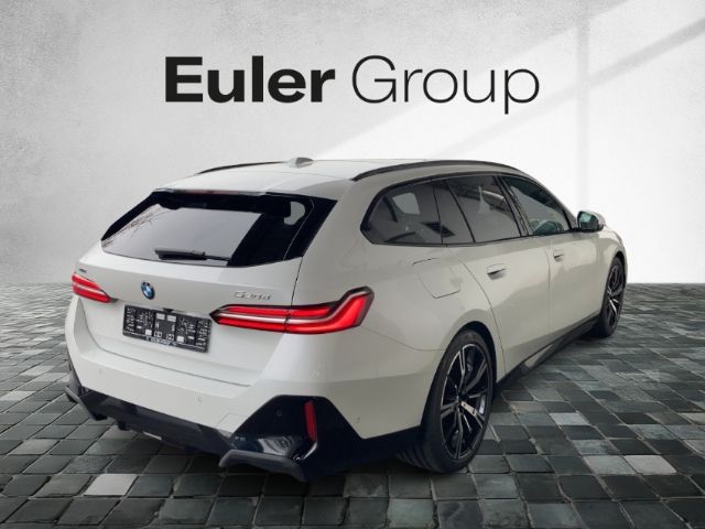 BMW 520 d xDrive Tour M-Sport Pano AHK 20''SRneu St foto 4