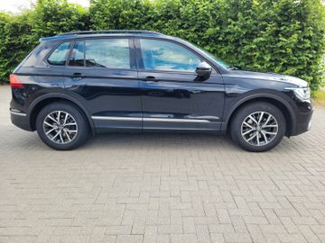 Volkswagen Tiguan - 5