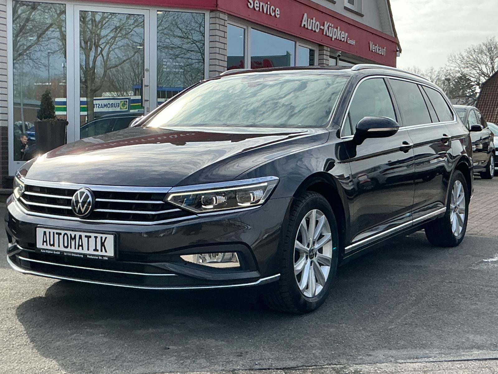 Volkswagen Passat Variant Elegance AHK Kamera Navi Carplay