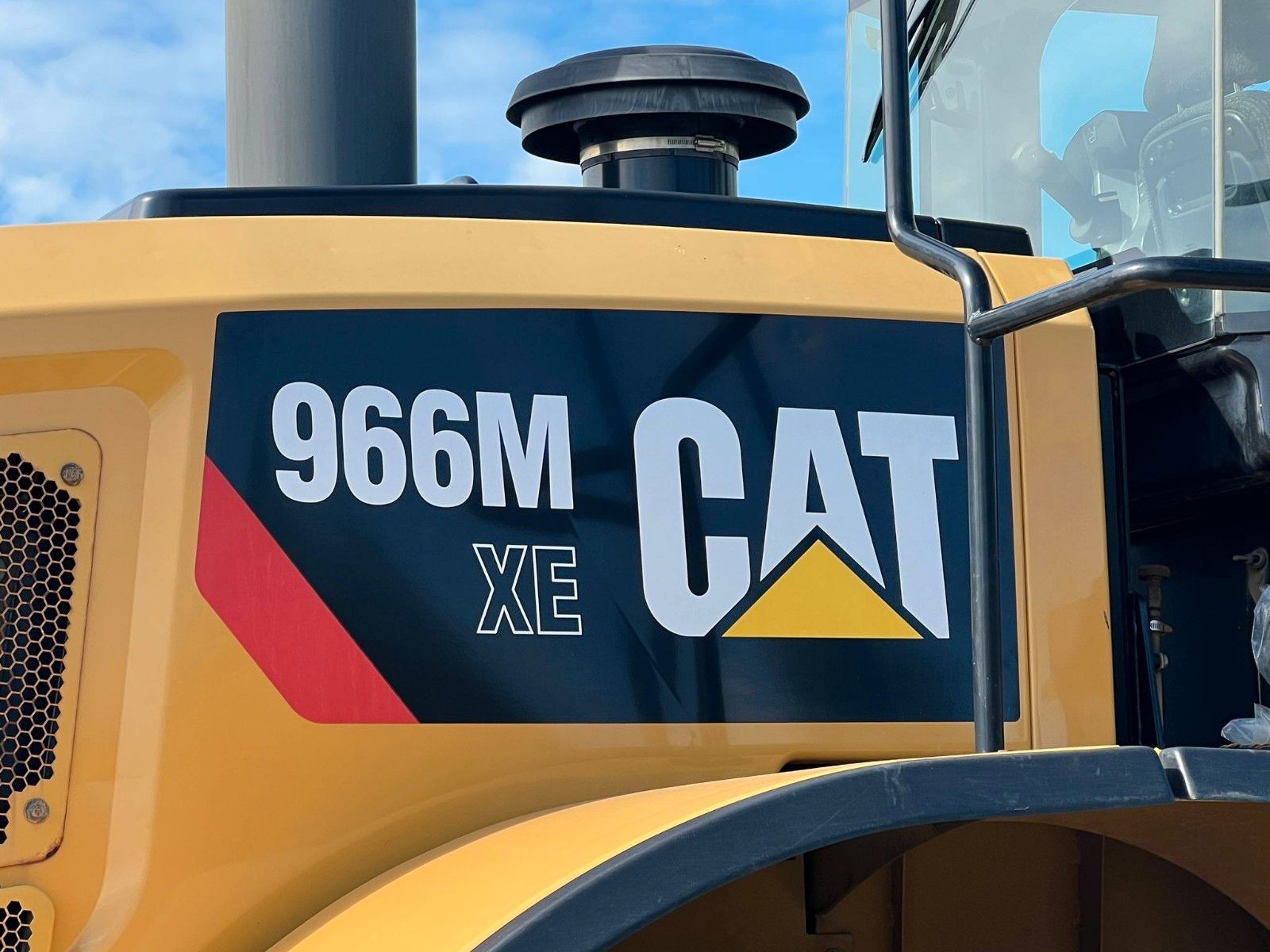 Fahrzeugabbildung CAT 966M XE 4x4 Radlader,Waage ,ZSA