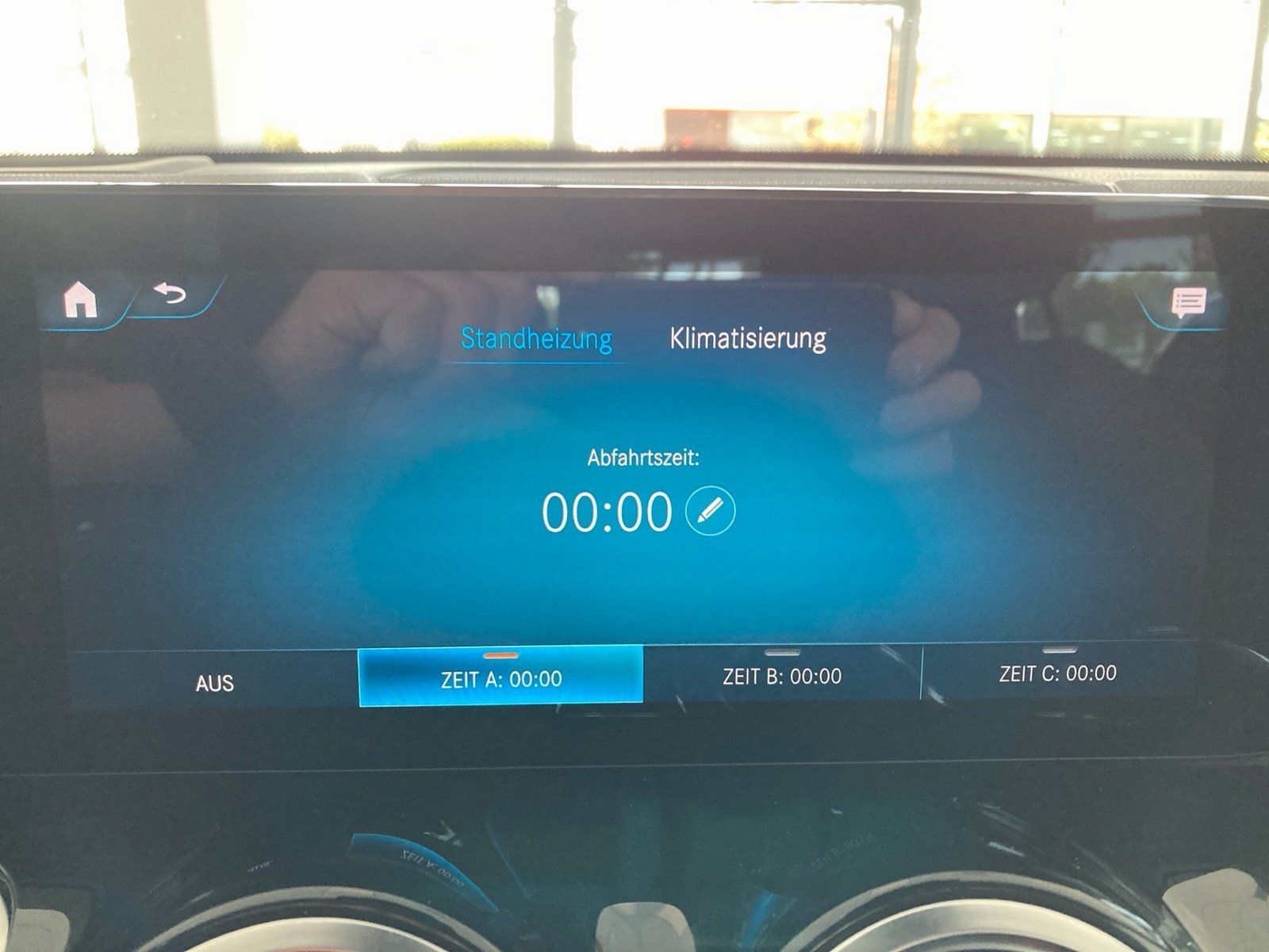 Fahrzeugabbildung Mercedes-Benz GLB 220 d 4M AMG*STDHZG*AHK*Distro*Burm*HUD*360*