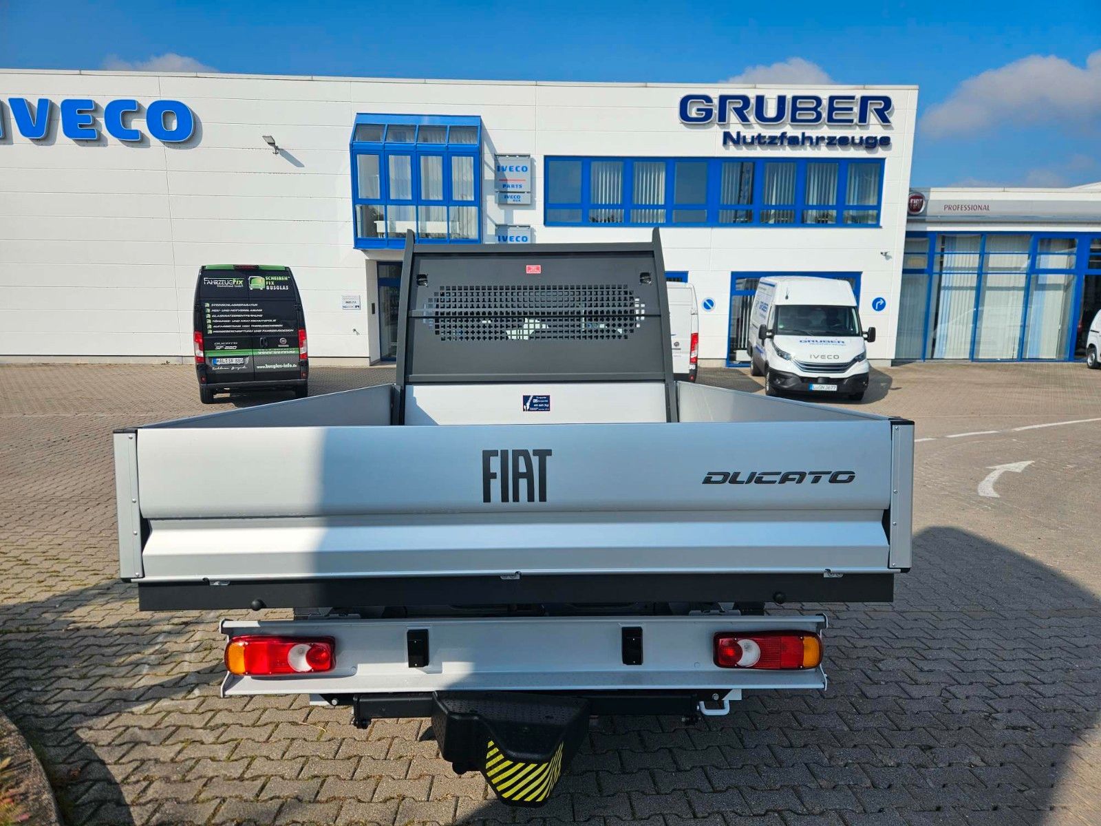 Fahrzeugabbildung Fiat Ducato Doka. 35 L4 140 Multijet