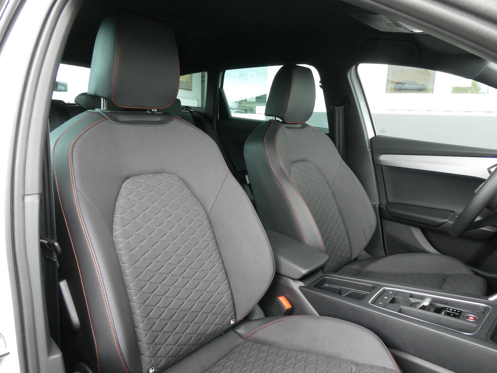 Seat Leon 1.5 eTSI 110 kW FR, Fahrassistenz-Paket L