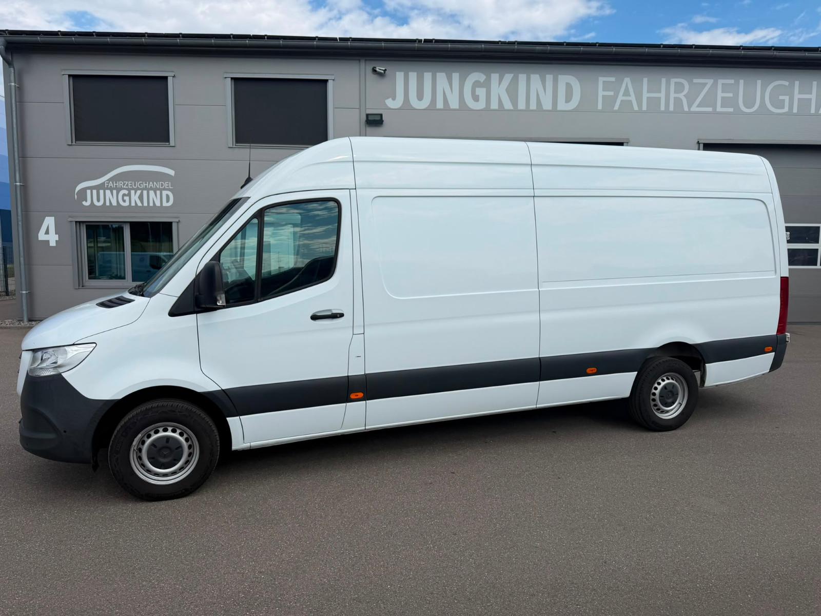 Mercedes-Benz Sprinter 319 CDI V6 Maxi lang Klima MBUX
