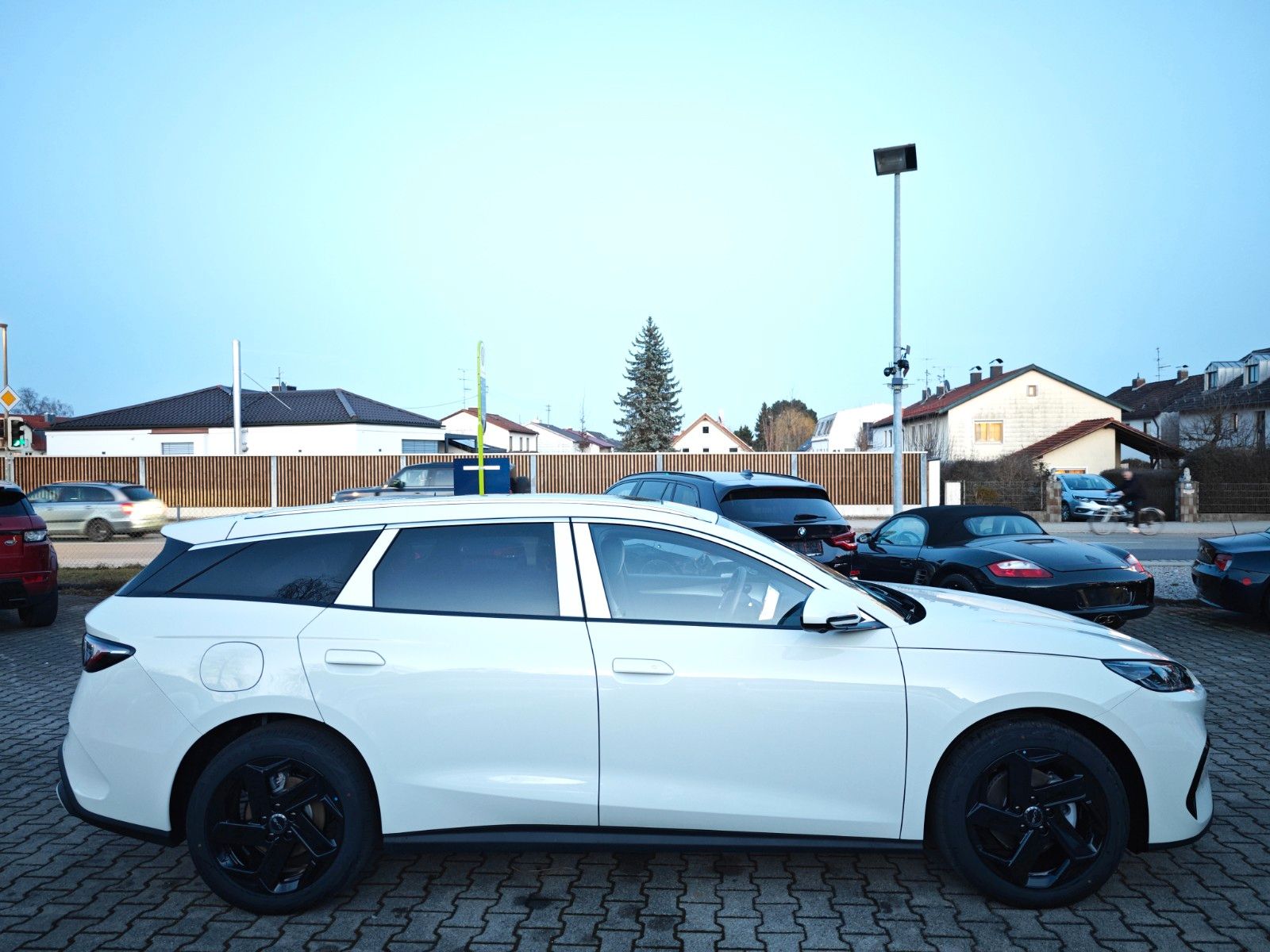 BYD SEAL