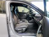 Peugeot 2008 GT Benzin 130 EAT8 LED NAVI KAMERA SPURH. - Peugeot: Allradantrieb