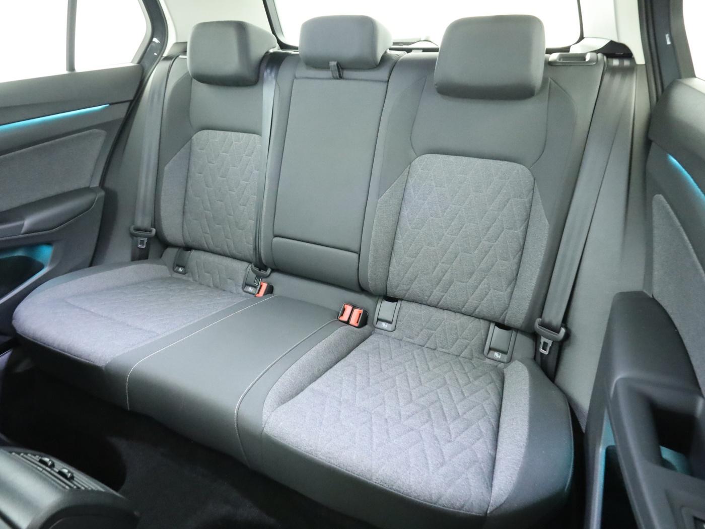 Volkswagen Golf VIII 2.0 TDI Move *AHK*Pano*ACC*HUD*Kamera*, миниатюра 18