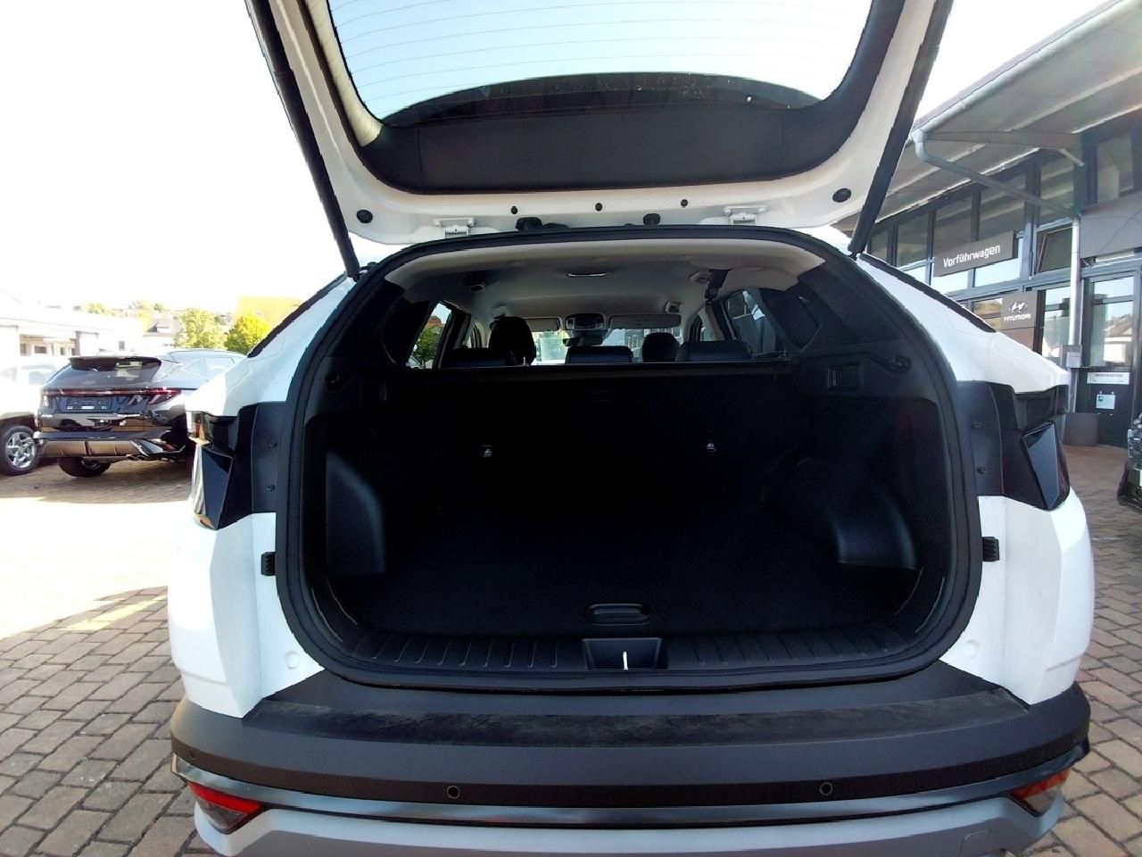 Fahrzeugabbildung Hyundai TUCSON Trend Hybrid 2WD LED - POWERLEASING - *