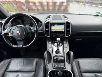 Porsche Cayenne - 7