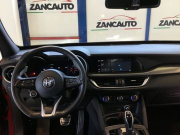 Alfa-Romeo Stelvio - 9
