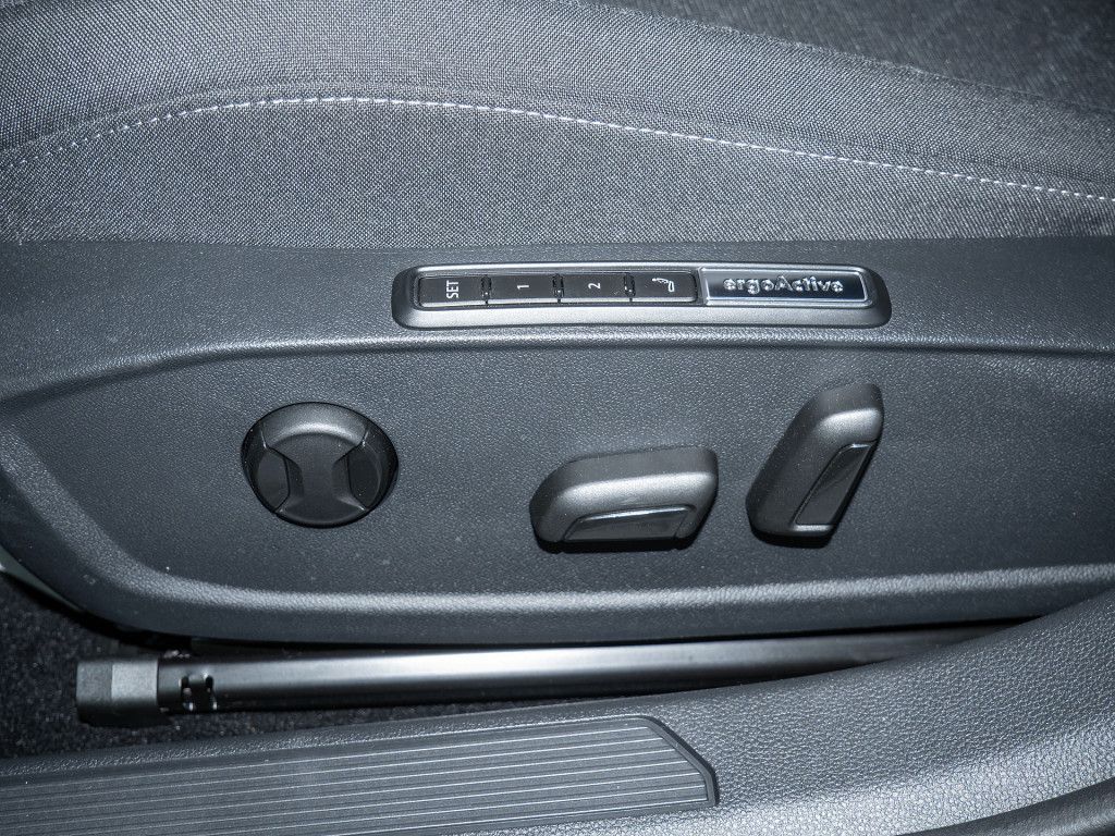 Volkswagen Golf - Bild 20