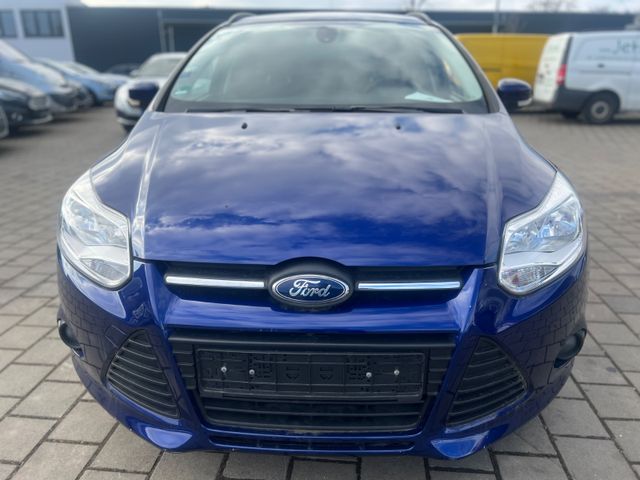 Ford Focus Turnier SYNC Edition *Zahnriemen Neu*