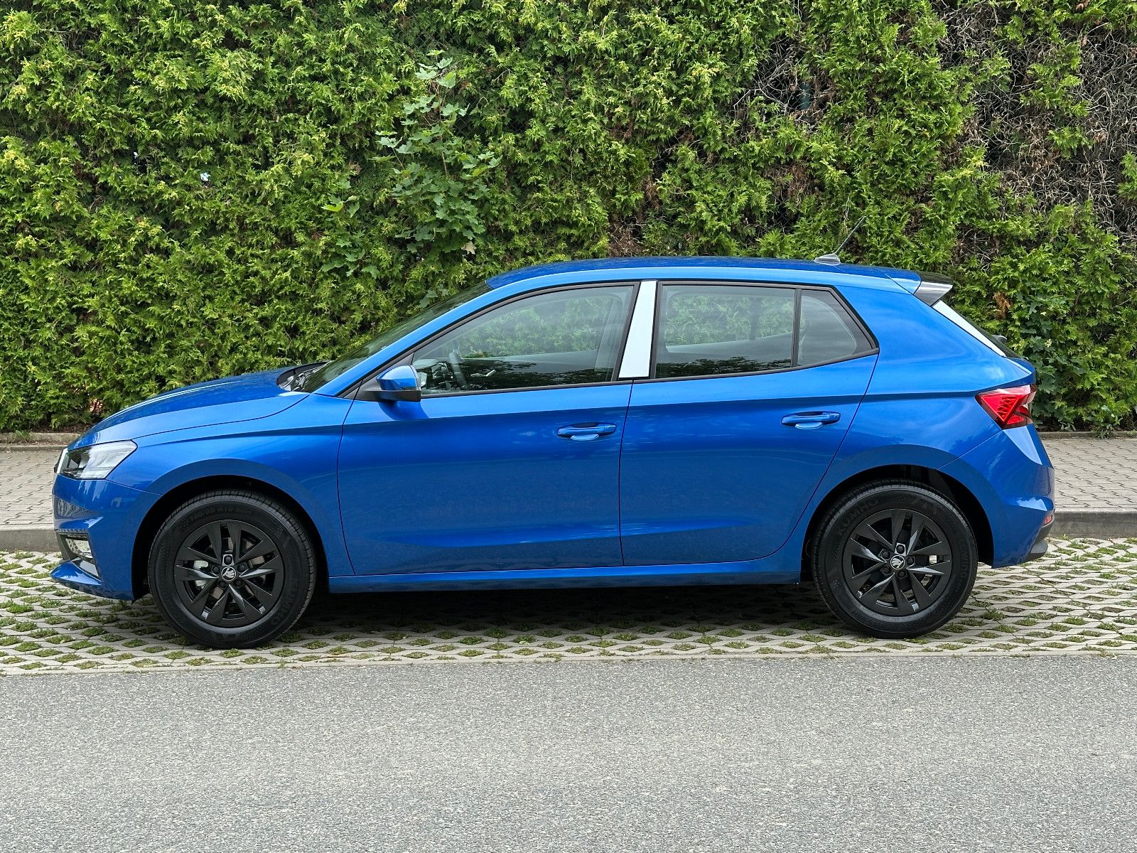 Skoda 95PS Classic Climatronic SmartLink KAMERA LM15" imagem 3