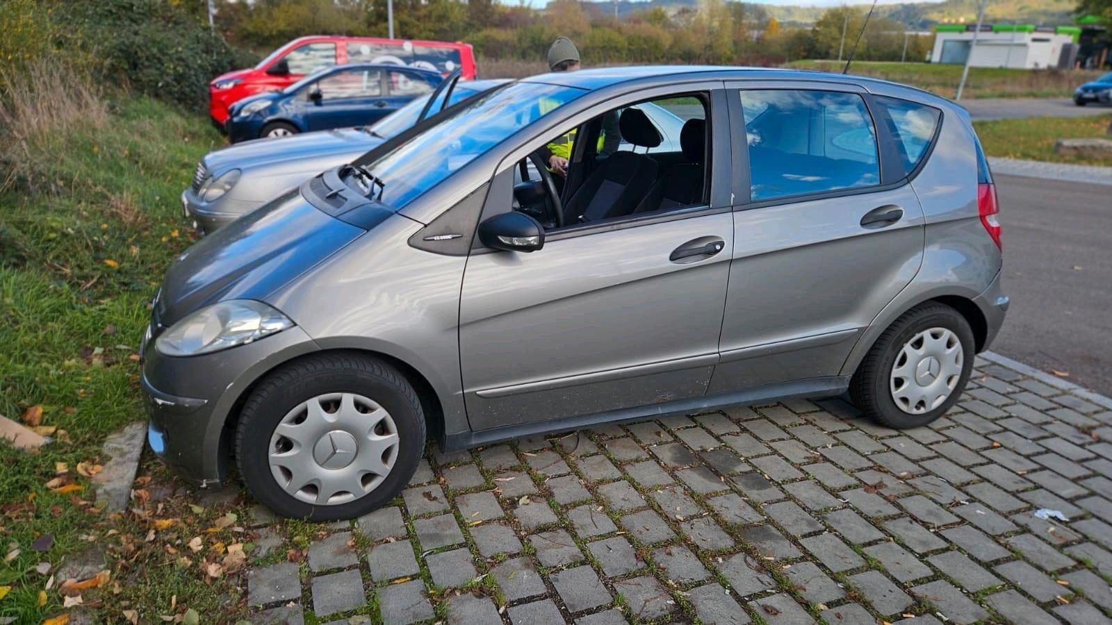 Mercedes-Benz A 180