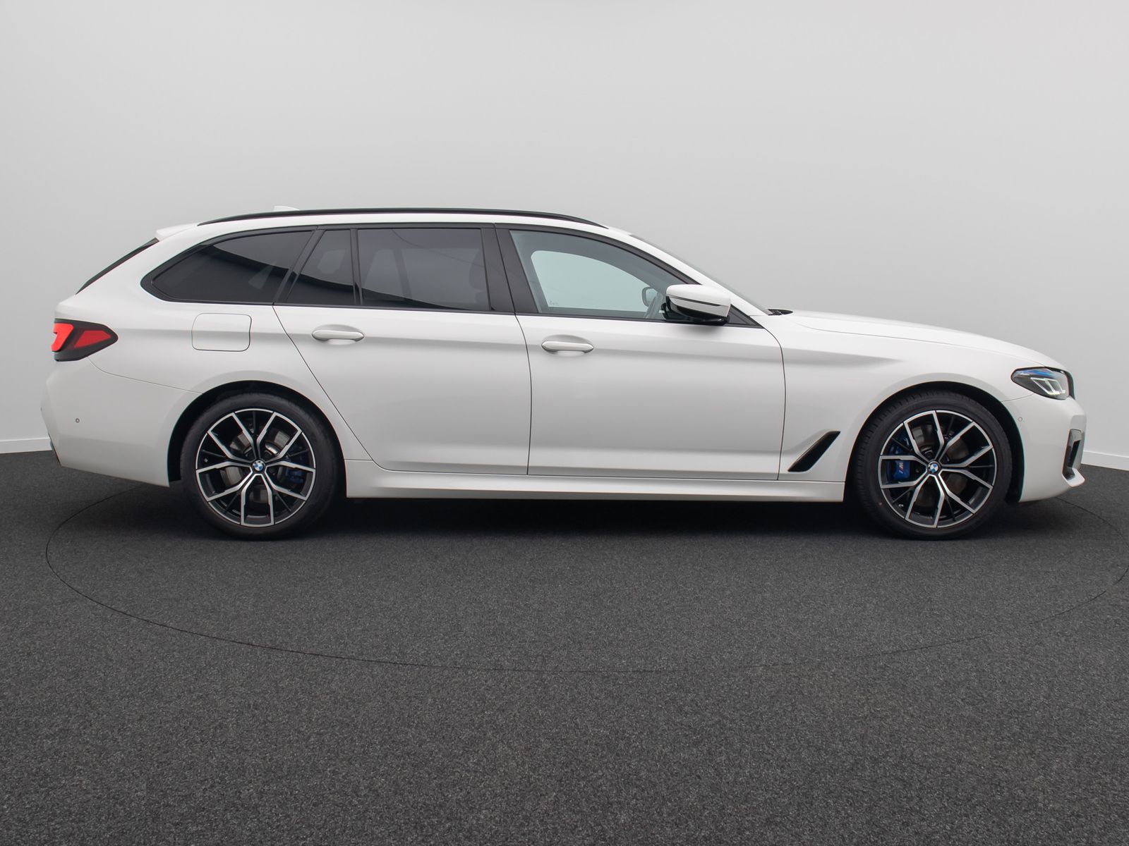 Fahrzeugabbildung BMW 540d xD M Sport Panorama Kamer Laser HUD DAB H/K