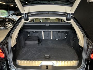 BMW 530 - 11