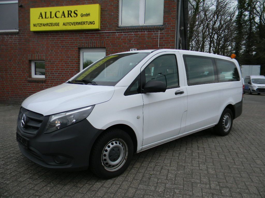 MERCEDES-BENZ Vito 111 CDI Tourer FWD lang Klima 9 Sitze Temp