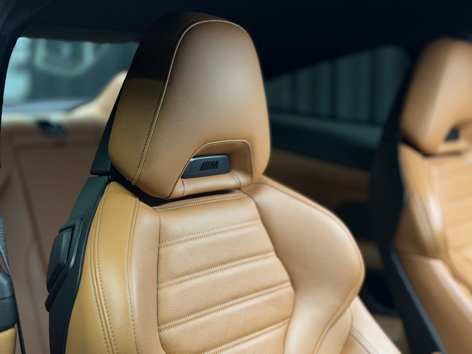 Fahrzeugabbildung BMW M440i xDrive Coupe|LASER|H&K|360°|M-Sitze|Gestik