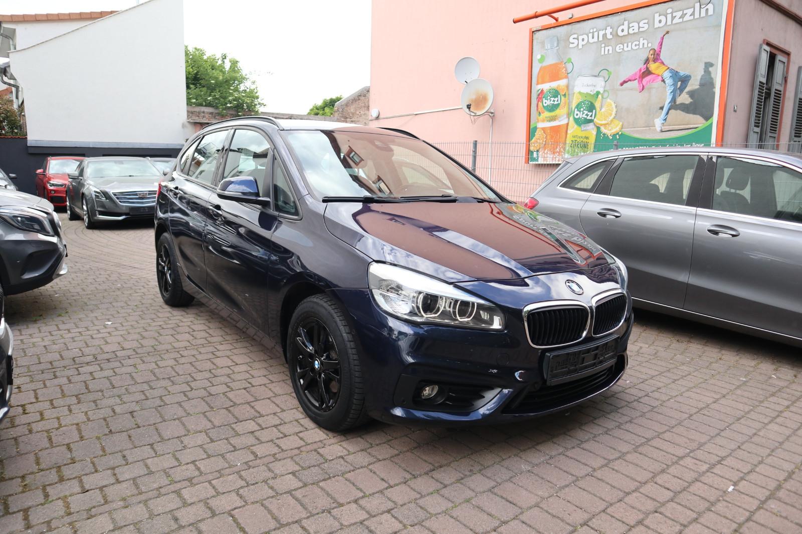 BMW Active Tourer 218 d LED/NAVI/Scheckheftgepflegt