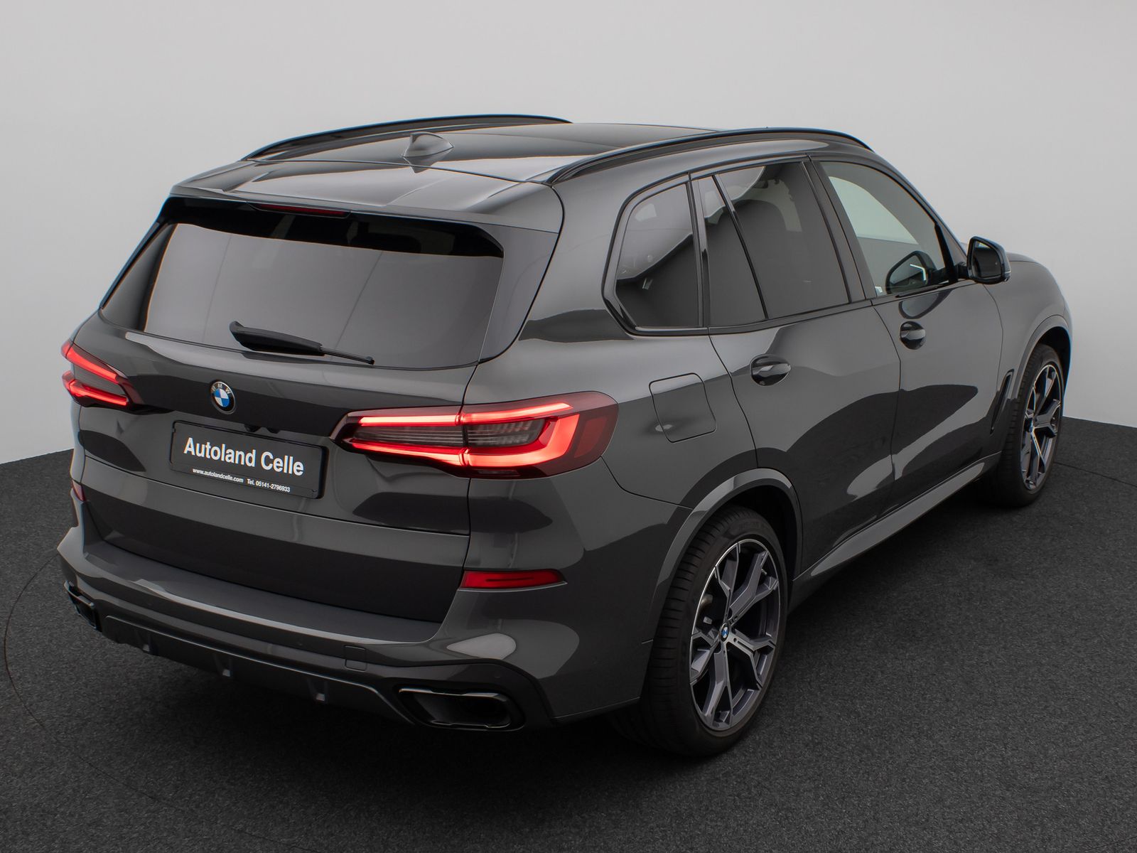 Fahrzeugabbildung BMW X5 xD40d M Sport 360°Panorama Laser HUD B&W AHK