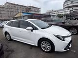 Toyota Corolla 1,8 Hybrid Business Edition Touring ... - Toyota Corolla: E8