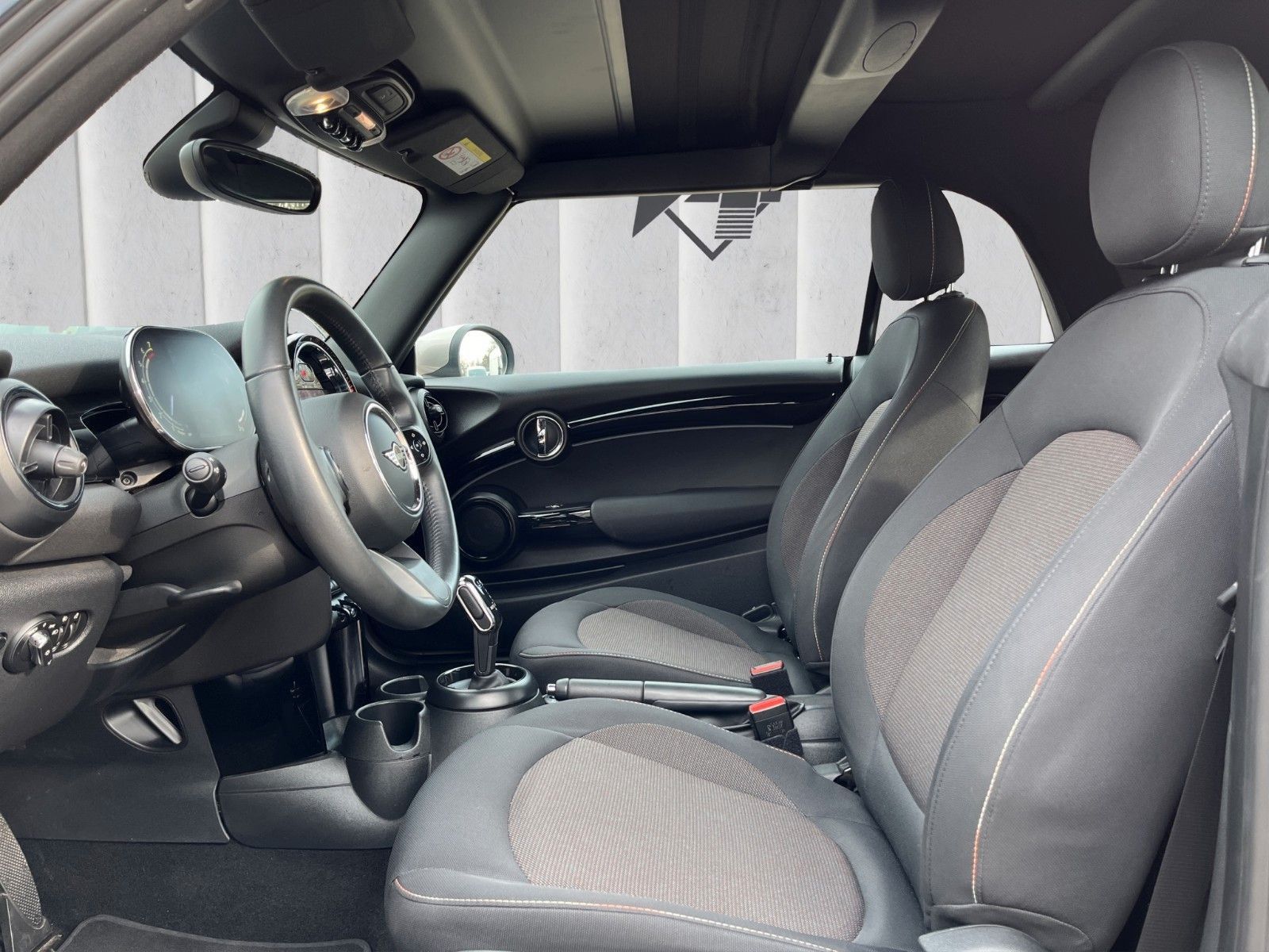 Fahrzeugabbildung MINI Cooper Cabrio Cooper Cabrio*LED*SHZ*DAB*CarPlay*