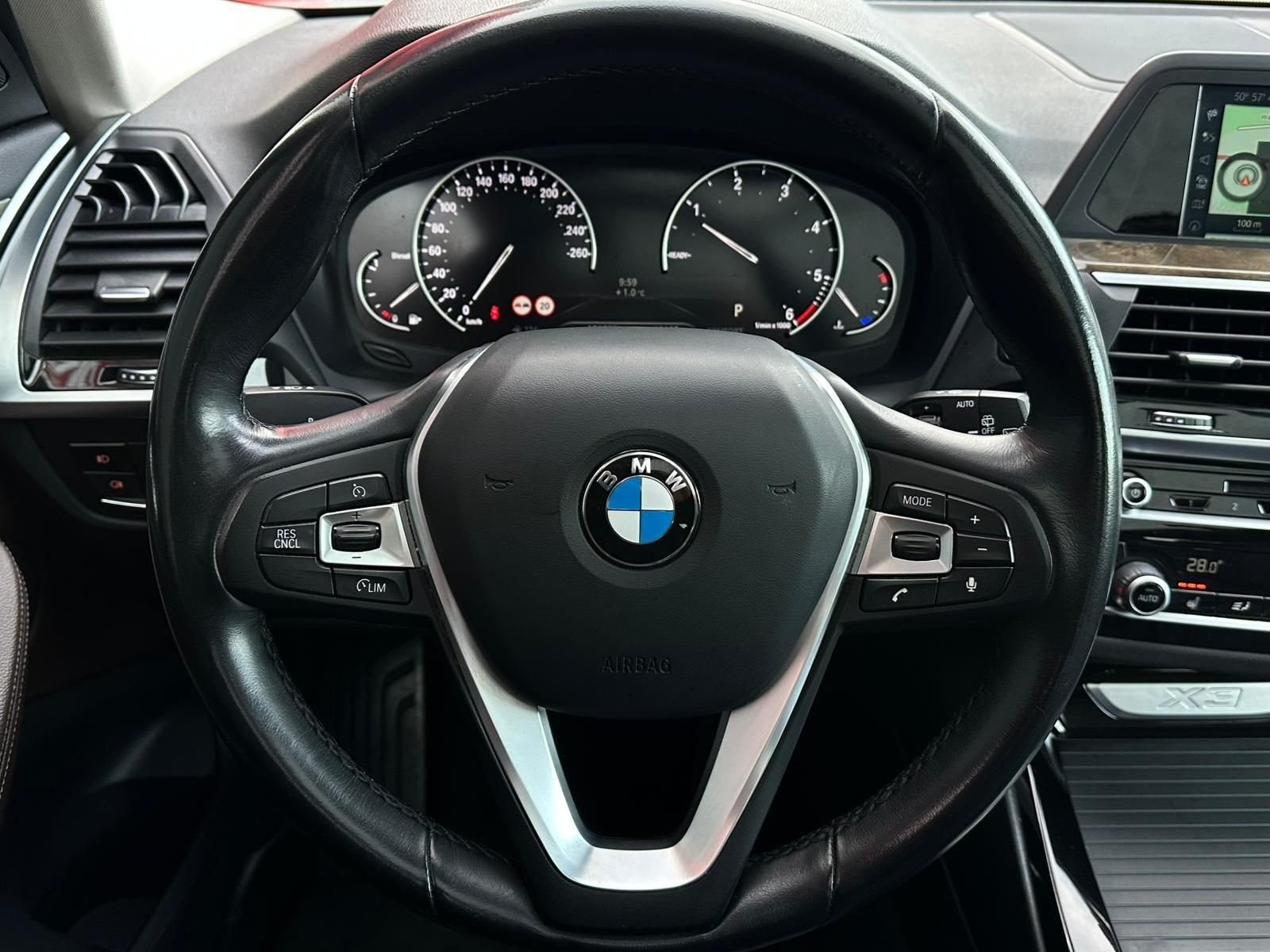 BMW X3 xDrive20d X Line* LED#SHZ#PANO#NAV#TEMP#SPUR - Image 11